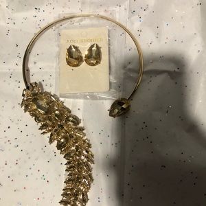 Beautiful earrings set